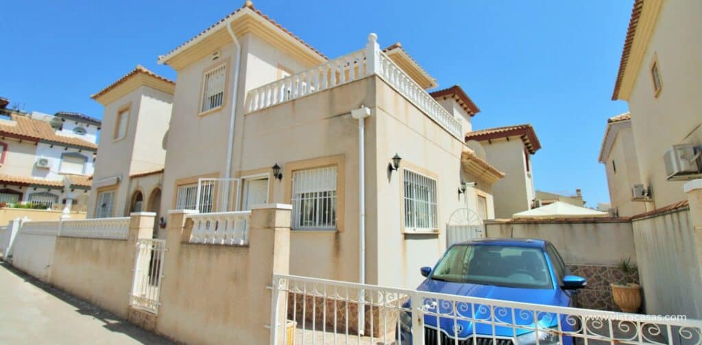 villa for Sale in playa flamenca