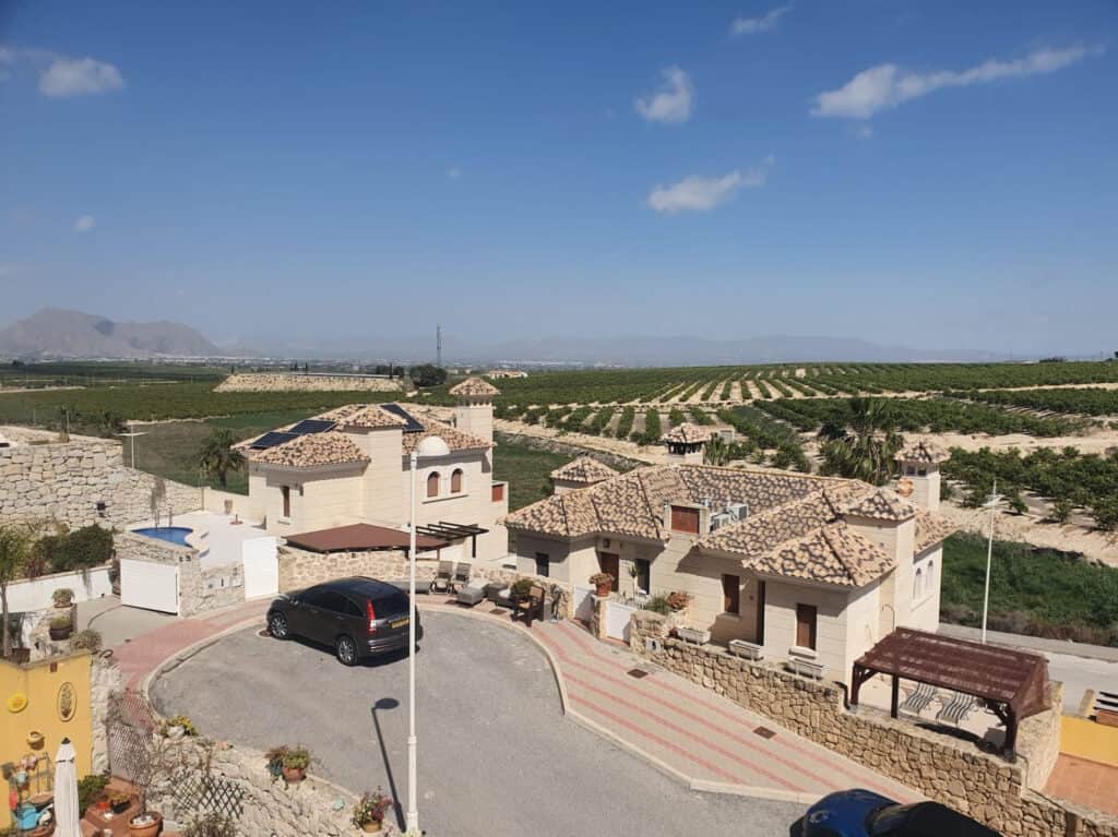 villa for sale in algorfa